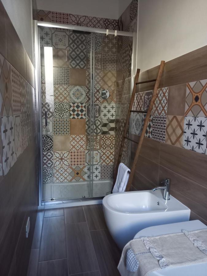 Al Civico 1 Apartments Trapani Kültér fotó