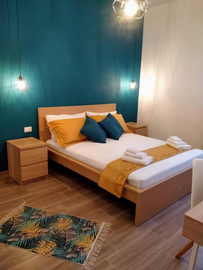 Al Civico 1 Apartments Trapani Kültér fotó